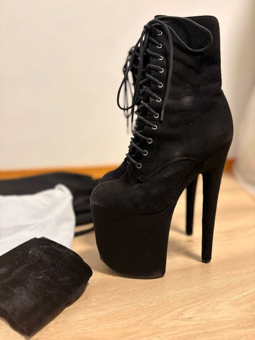 Продам Стріпи Kilena ботінки 38рб трійки