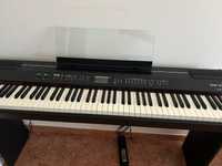 Piano Roland FP-7F