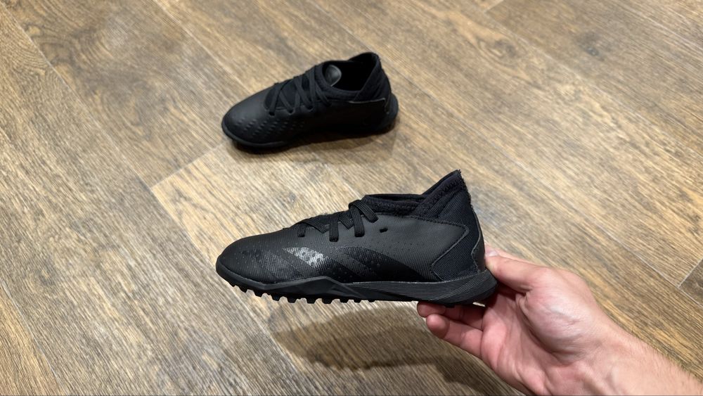 Детские сороконожки Adidas Predator Accuracy.3, размер 30