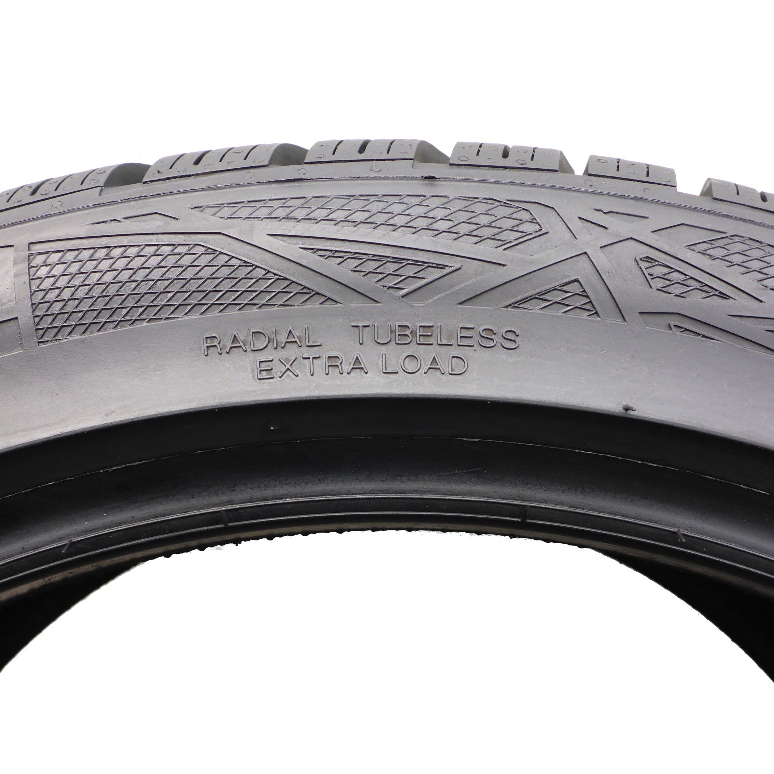 245/40/18 Vredestein 245/40R18 97W XL Wintrac Pro Zima 2022 7-8mm