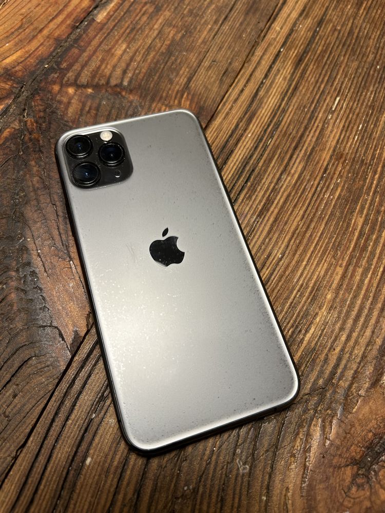 Smartfon iPhone 11 Pro