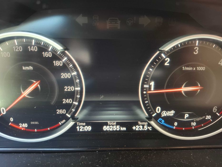BMW  X5 25d sDrive Confort 7 L