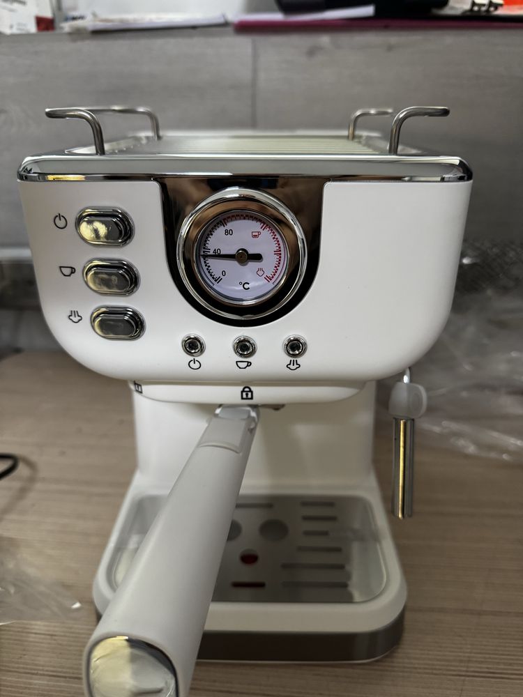 Nowy Ekspres do kawy CM3120