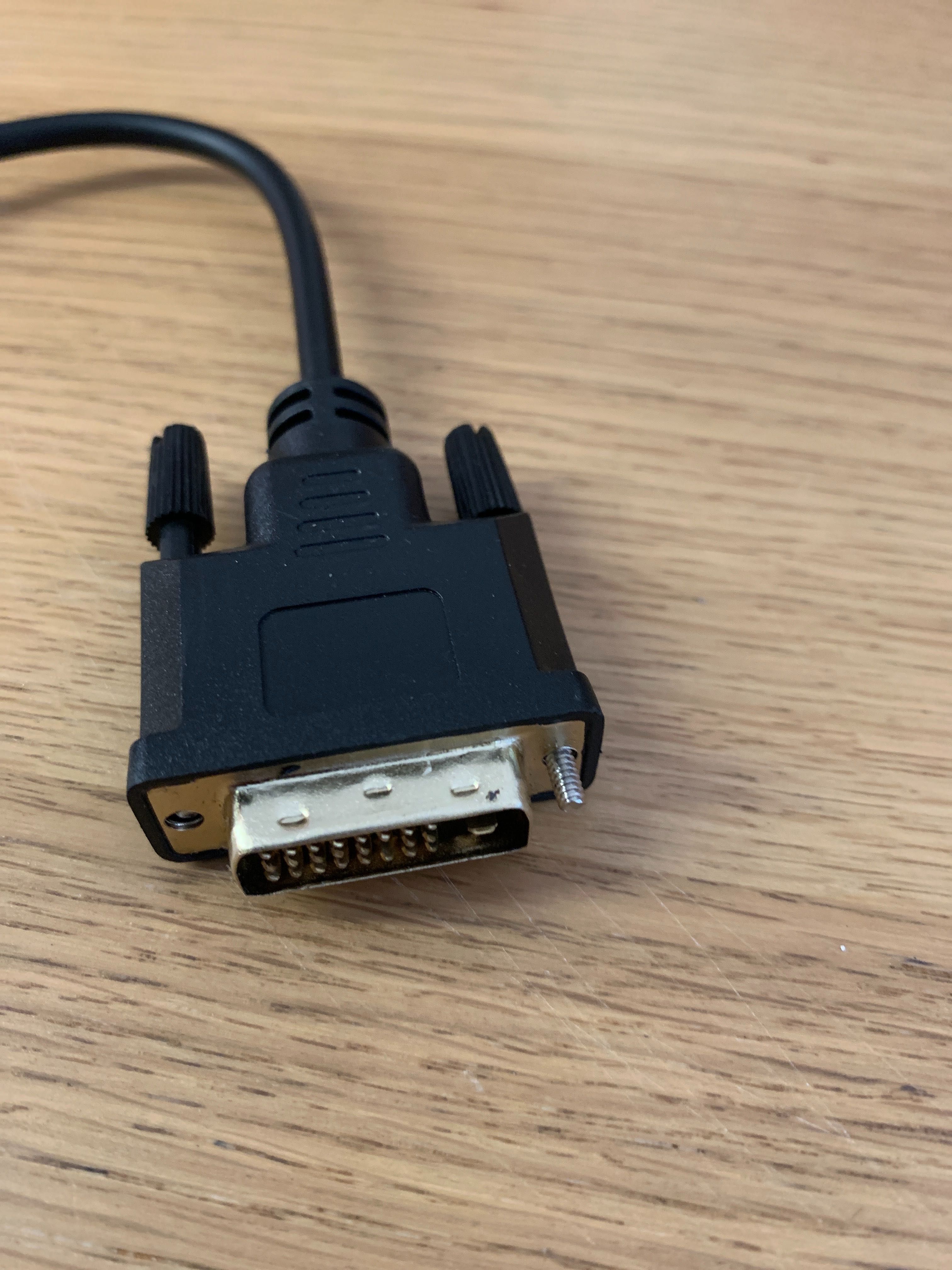 Conversor /adaptador de sinal Dvi-d para VGA
