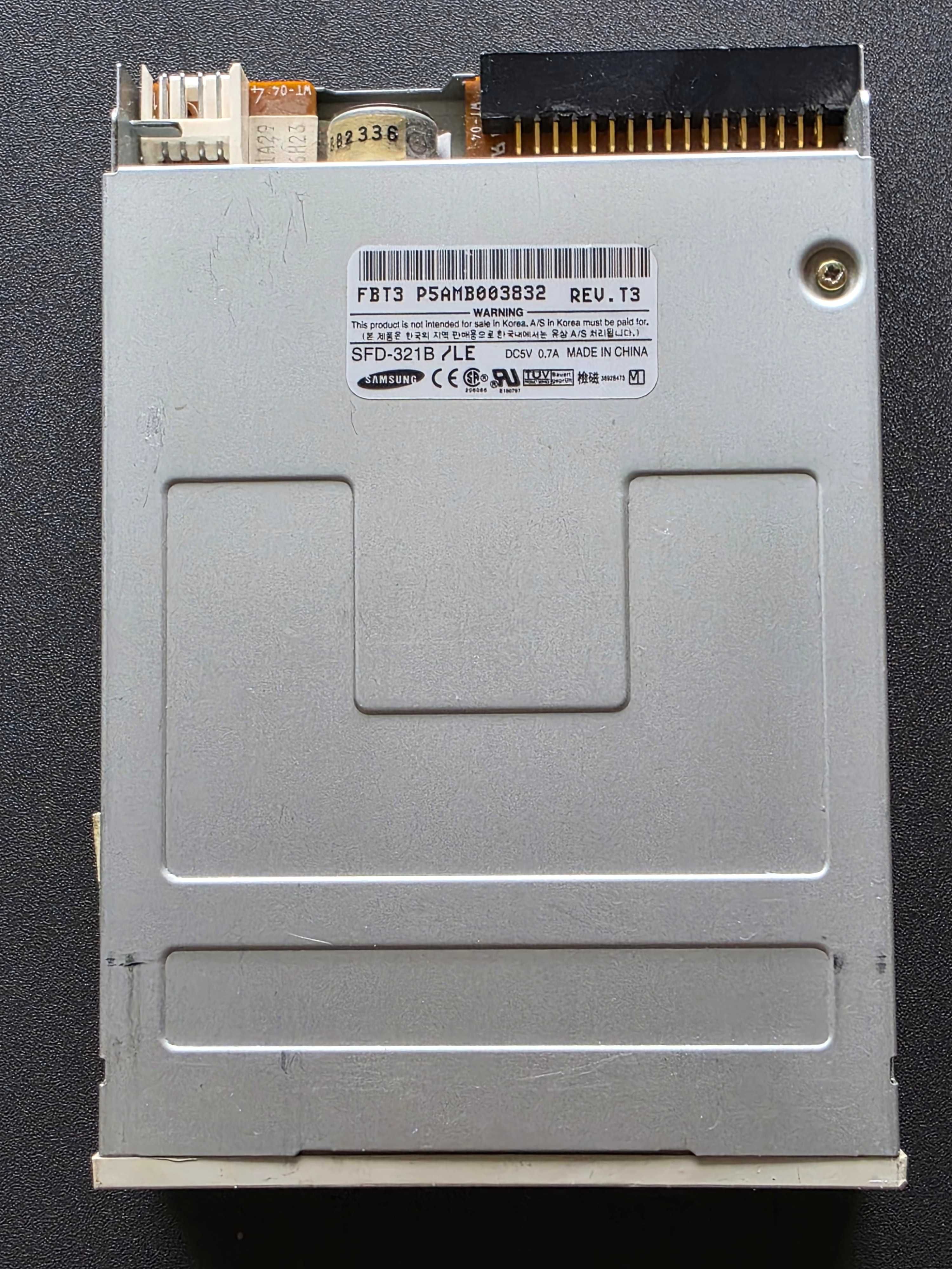 Samsung stacja dyskietek 3,5" SFD-321B