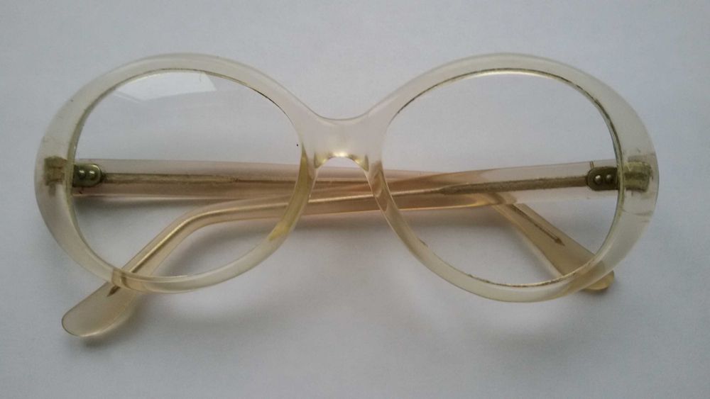 Оправы для очков женские