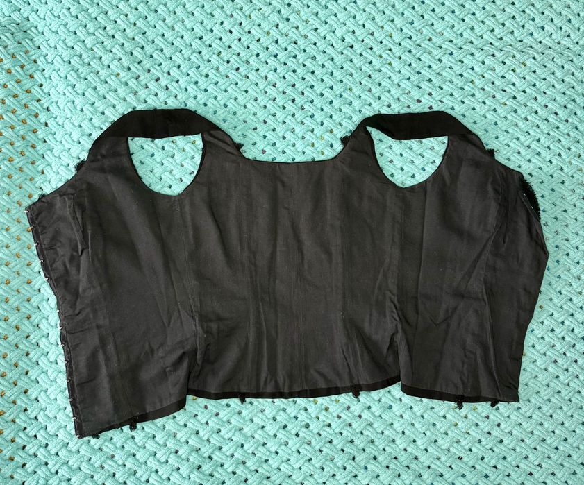 Продам корсет б/у чорний, розмір XS
