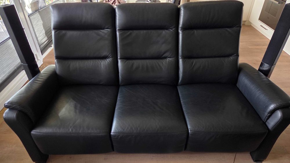 Sofa Vero Narciso czarna skóra naturalna + pufa gratis
