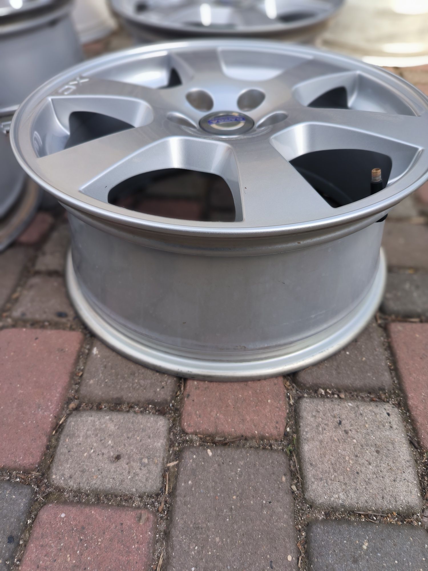 Felgi aluminiowe 17 VOLVO XC60 XC70 XC90 S60 V60 C30 V40 V50 - 5x108
