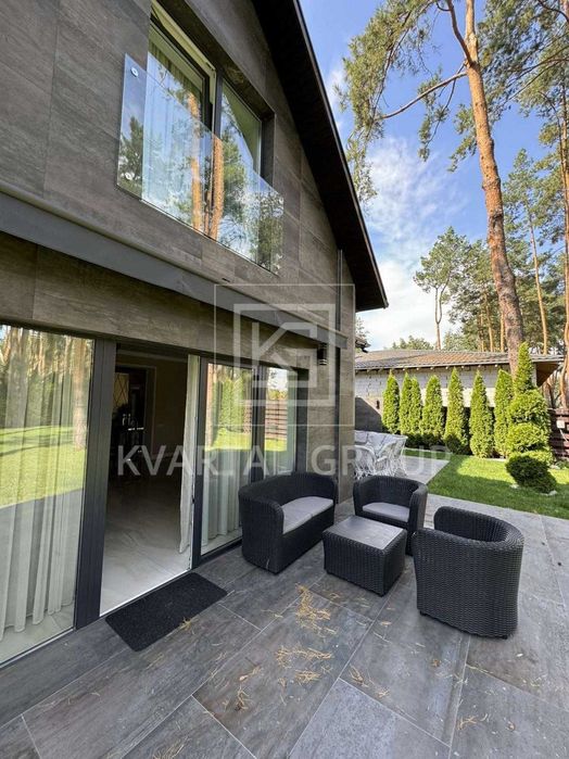 Будинок площею 200м2 на 10 сотках. Р-н "Бистро Пекаря" (Тоскани)