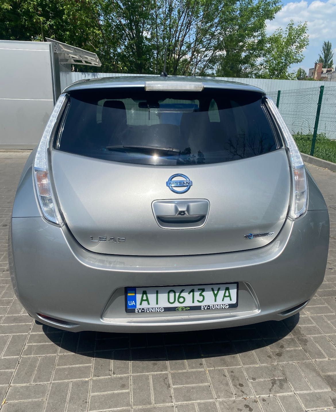 Електромобіль Nissan Leaf (40кВт оригінал) (Zoe,Kangoo) в Україні