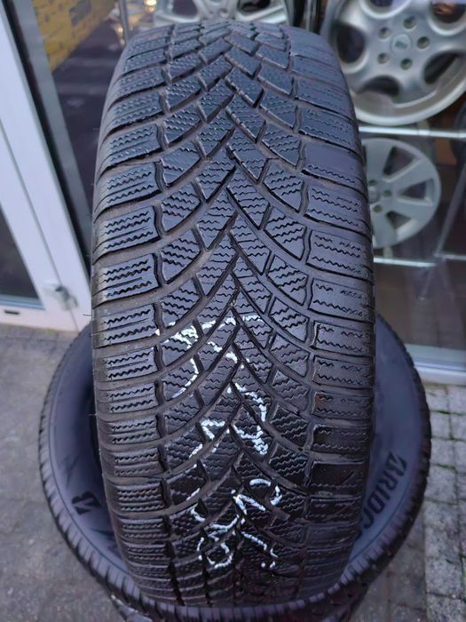 225/60R18 104V Bridgestone Blizzak LM 005 Komplet zima Honda C-rv Bmw