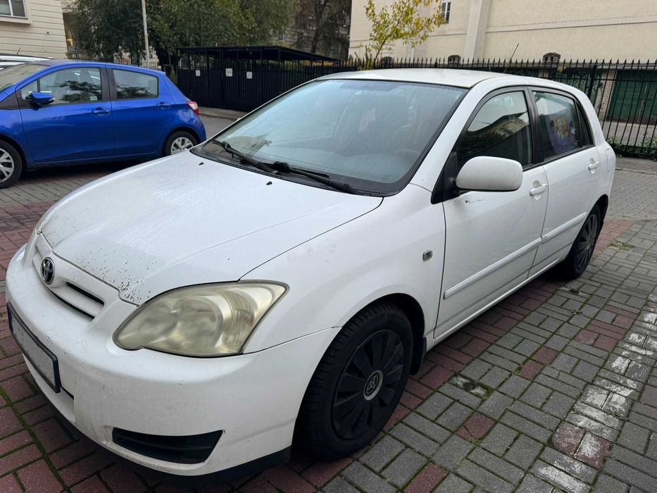 Toyota Corolla e12 1.4 VVT-i • Nowe opony • Świeży olej • Pełny bak
