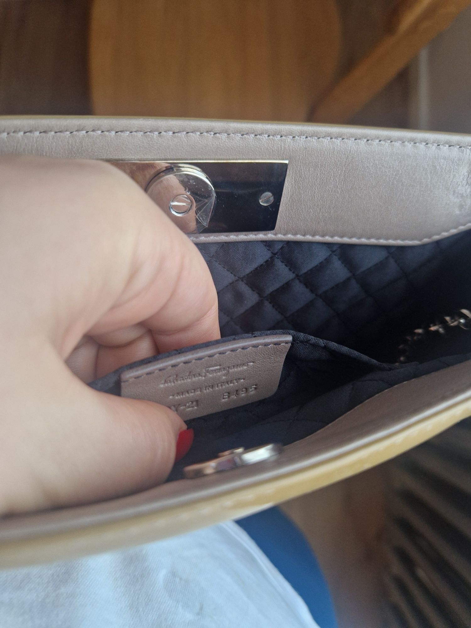 Клатч Salvatore Ferragamo, оригінал