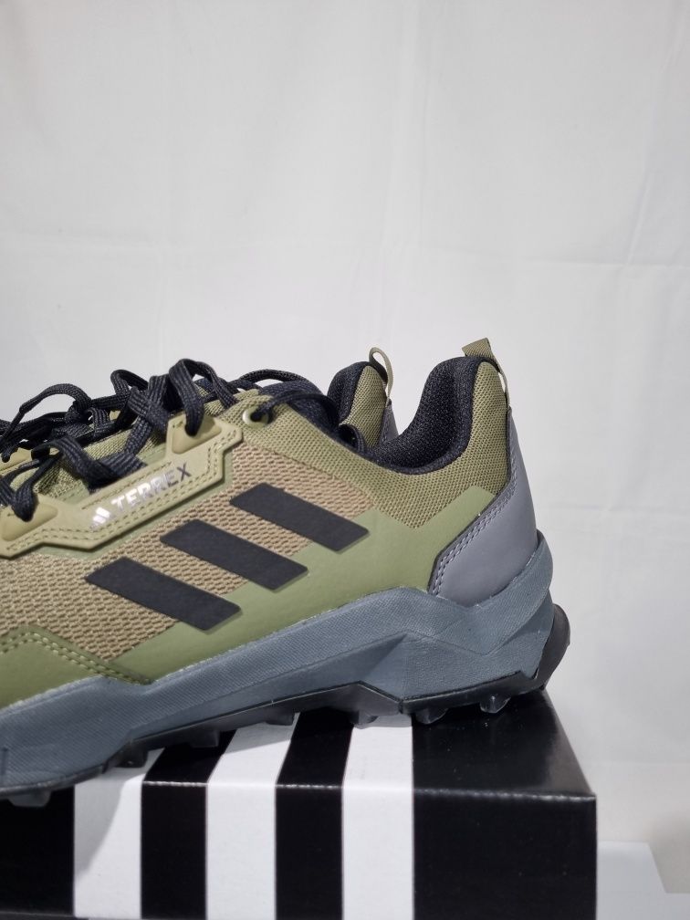 Adidas Terrex AX4
44 розмір