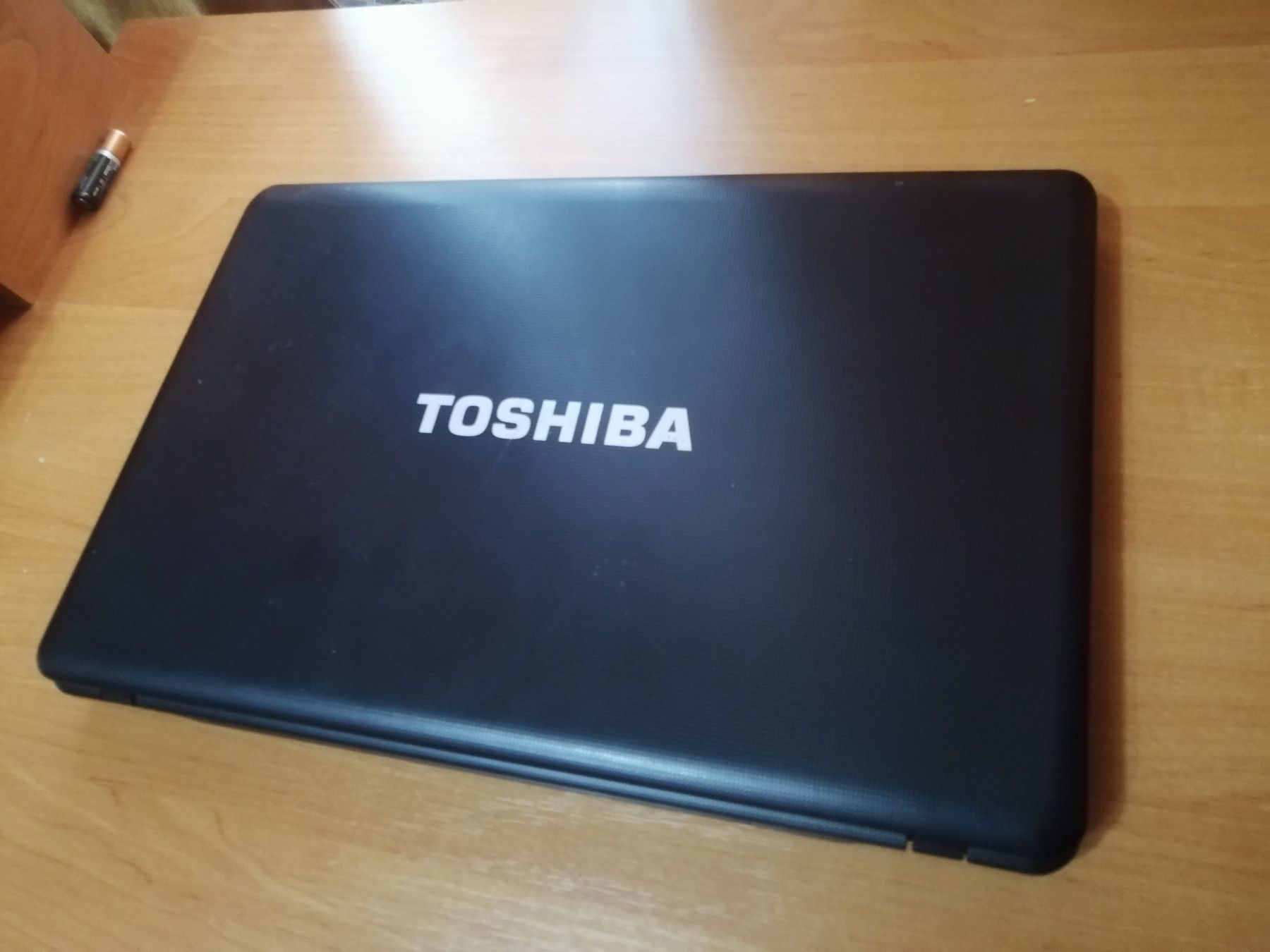 Ноутбук Toshiba i5, Ram 4,DDR 3,HDD 320 GB