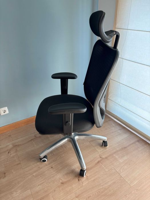 Cadeira de escritório ergonómica SIHOO em óptimo estado