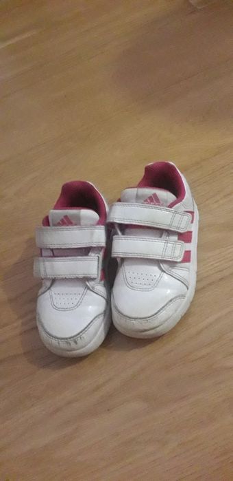 Tenis adidas menina
