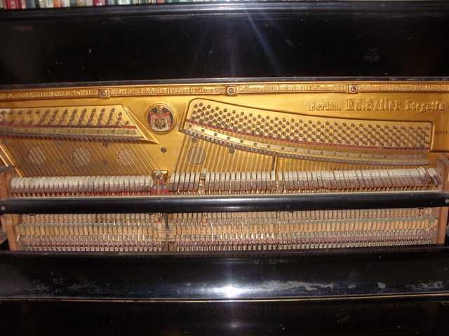 Pianina Ed.Seiler. Koniec XIX wieku. № 20340.