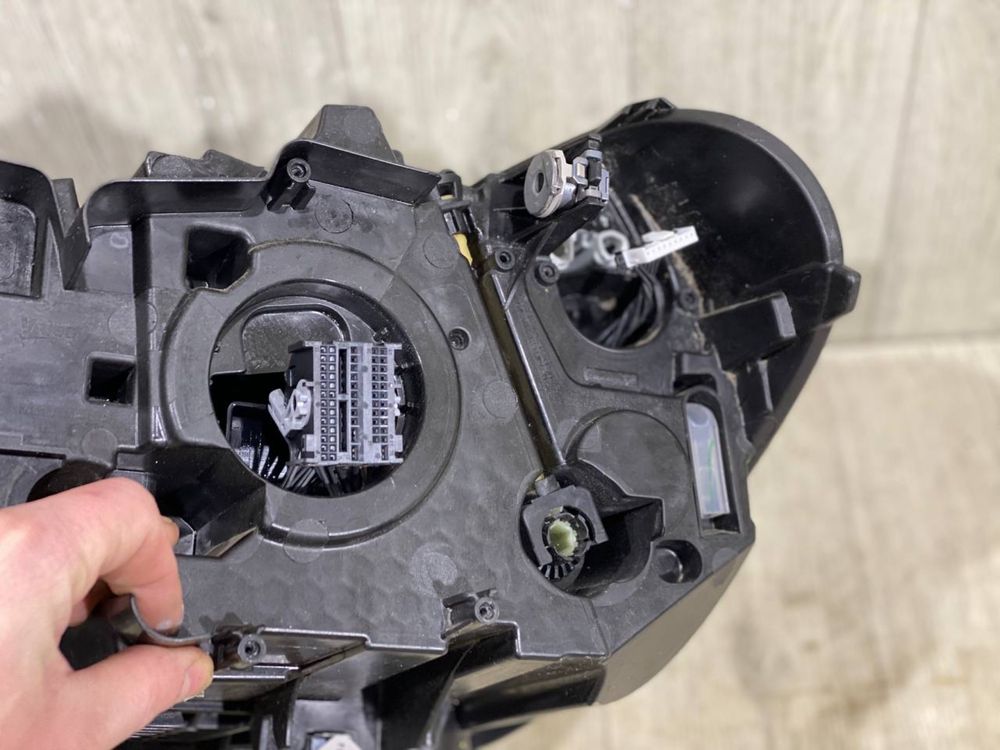 Фара передняя правая BMW X1 F48 ( 2020 2021 2022 г.) 63.11-5A01172-02