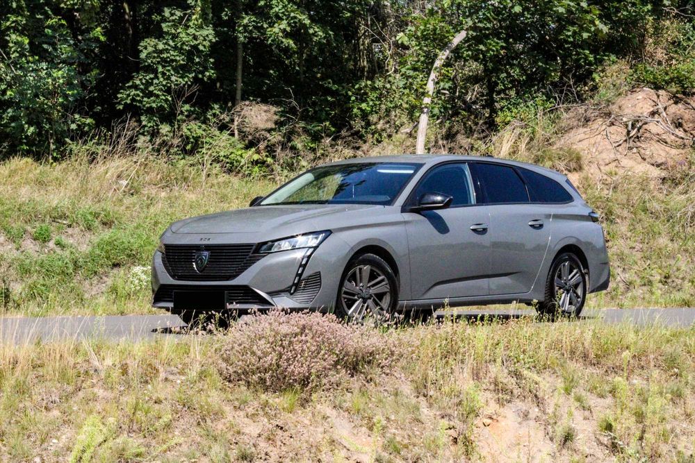 Wypożyczalnia Wynajem Aut Premium Samochodów Bus Osobowych Peugeot 308