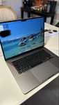 MacBook Air M2 15” – Potência, Elegância e Desempenho Incomparável