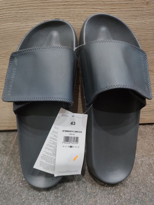 Klapki męskie 4F rozmiar 43 antracyt