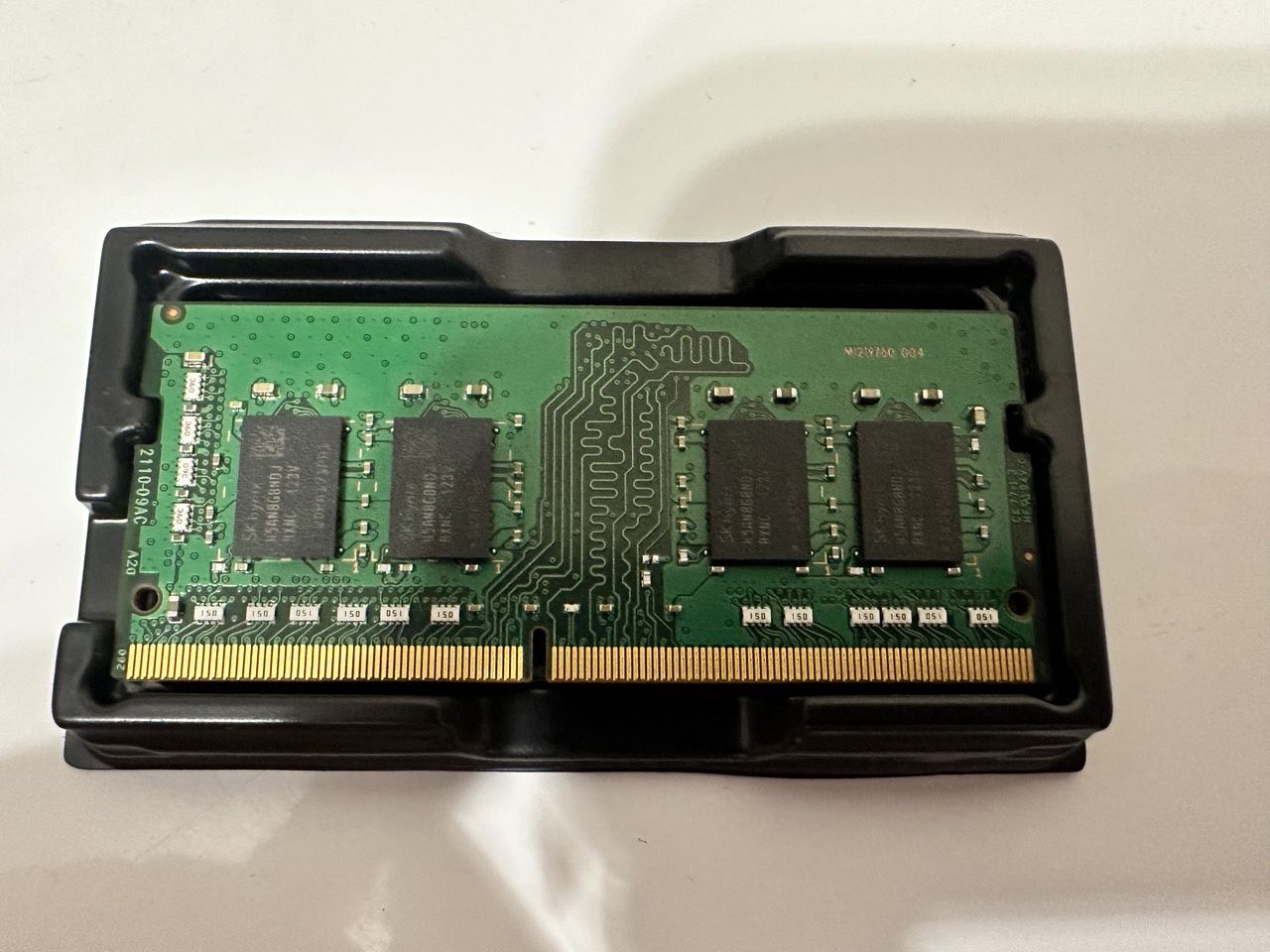 Оперативна пам'ять DDR4 8GB 3200 MHz. Hynix SO-DIMM