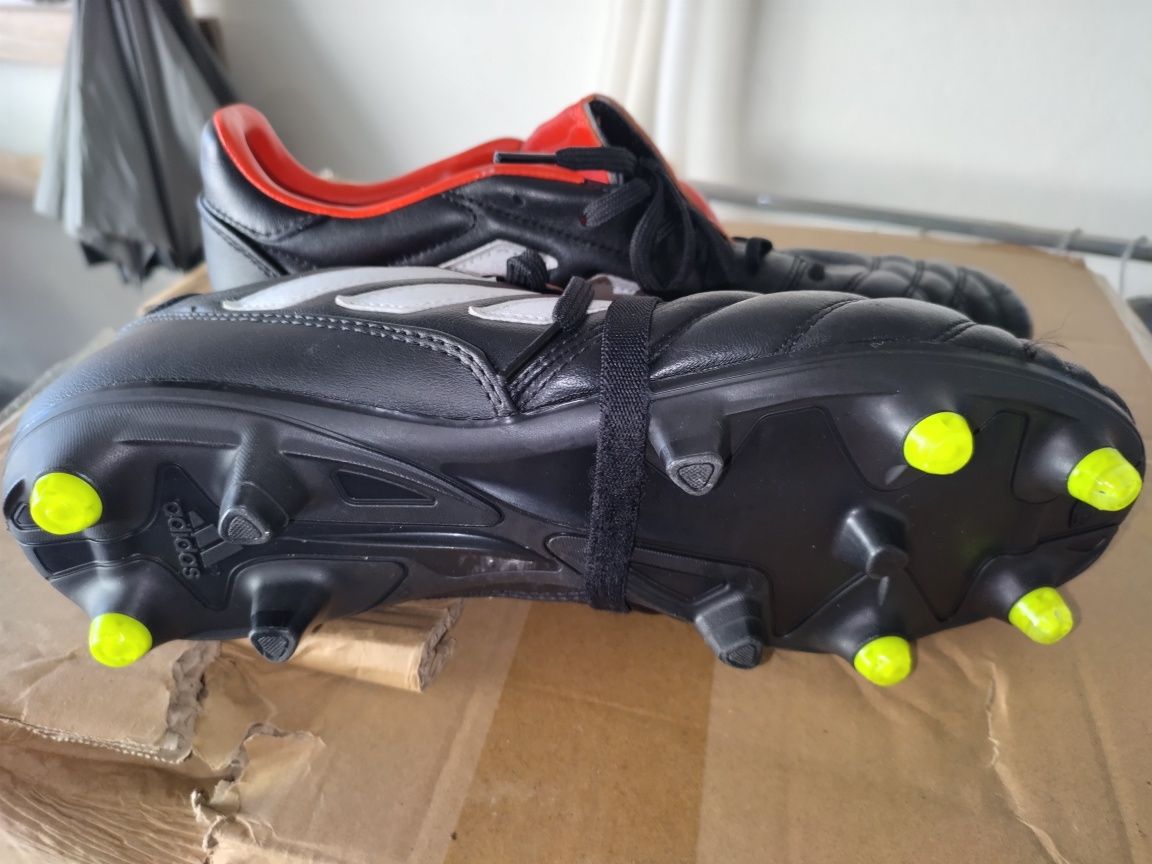 Chuteiras Adidas Gloro 44 novas