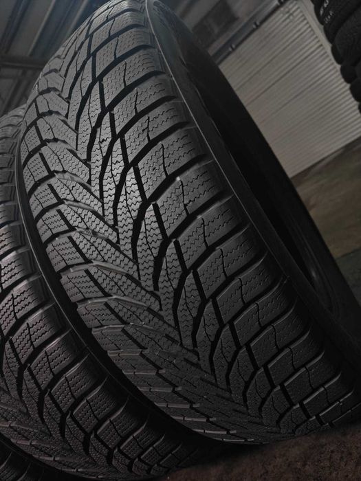 Шини зима R17 225 65 мало вживані Nexen Winguard Sport²