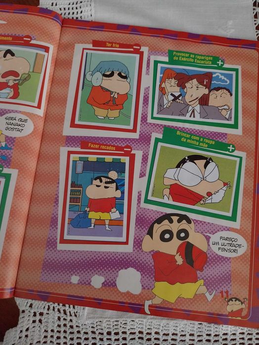 Caderneta de cromos ShinChan, Panini, com + de 140 autocolantes