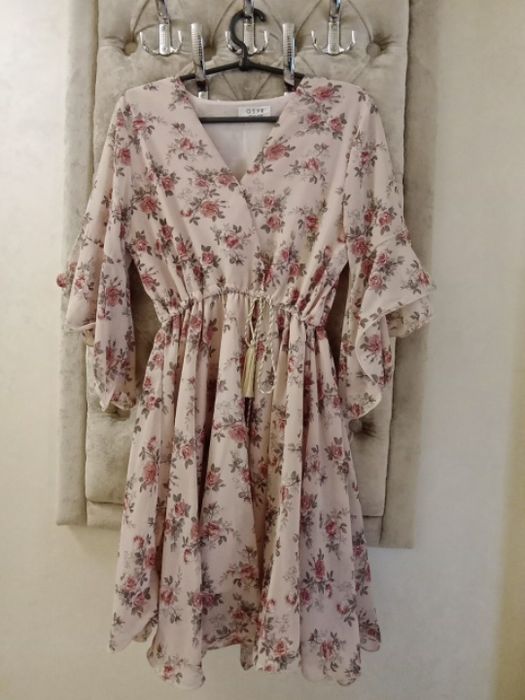 Дуже ніжна сукня