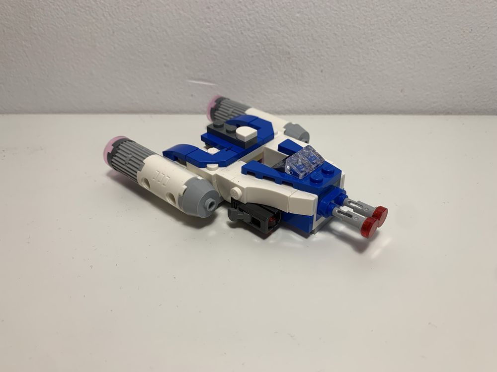 LEGO Star Wars 75391 - Mikromyśliwiec Y-Wing kapitana Rexa
