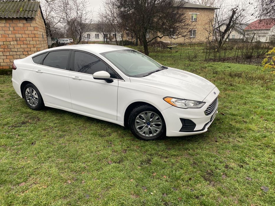 Пропоную власный автомобіль Форд фюжен 2019