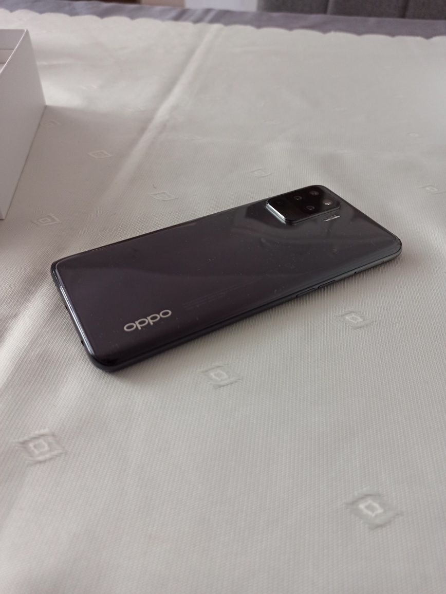 Smartfon OPPO Reno 5 Lite 128 GB stan BDB