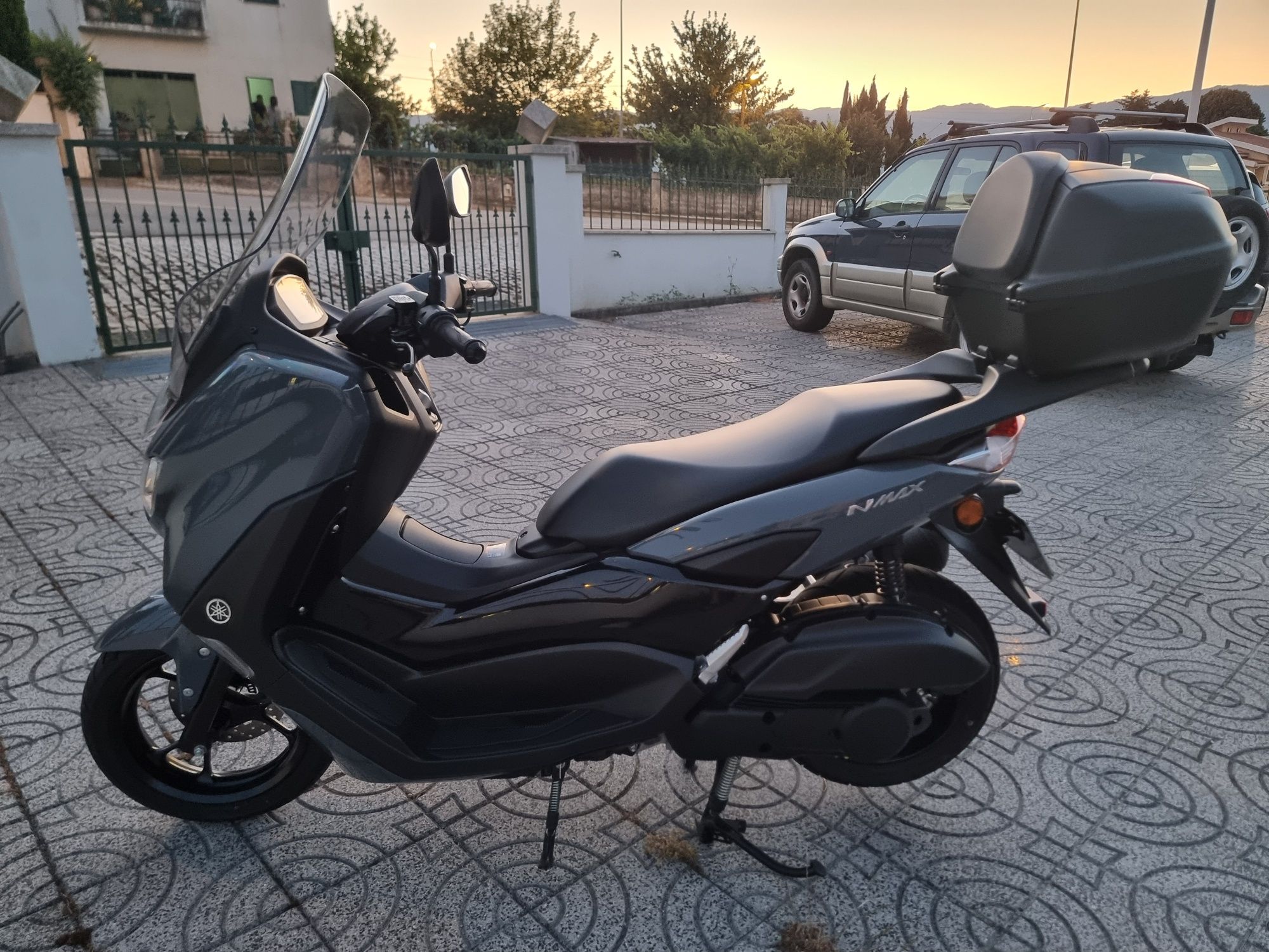 Yamaha Nmax 125 poucos klms