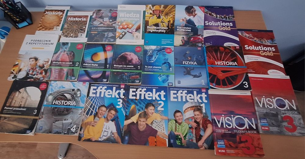 Książki do 1,2,3,4 klasy technikum/liceum