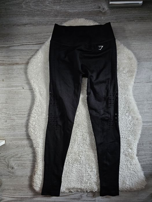 Legginsy gymshark Rozmiar S Czarne Spodnie gymshark Wysoki stan