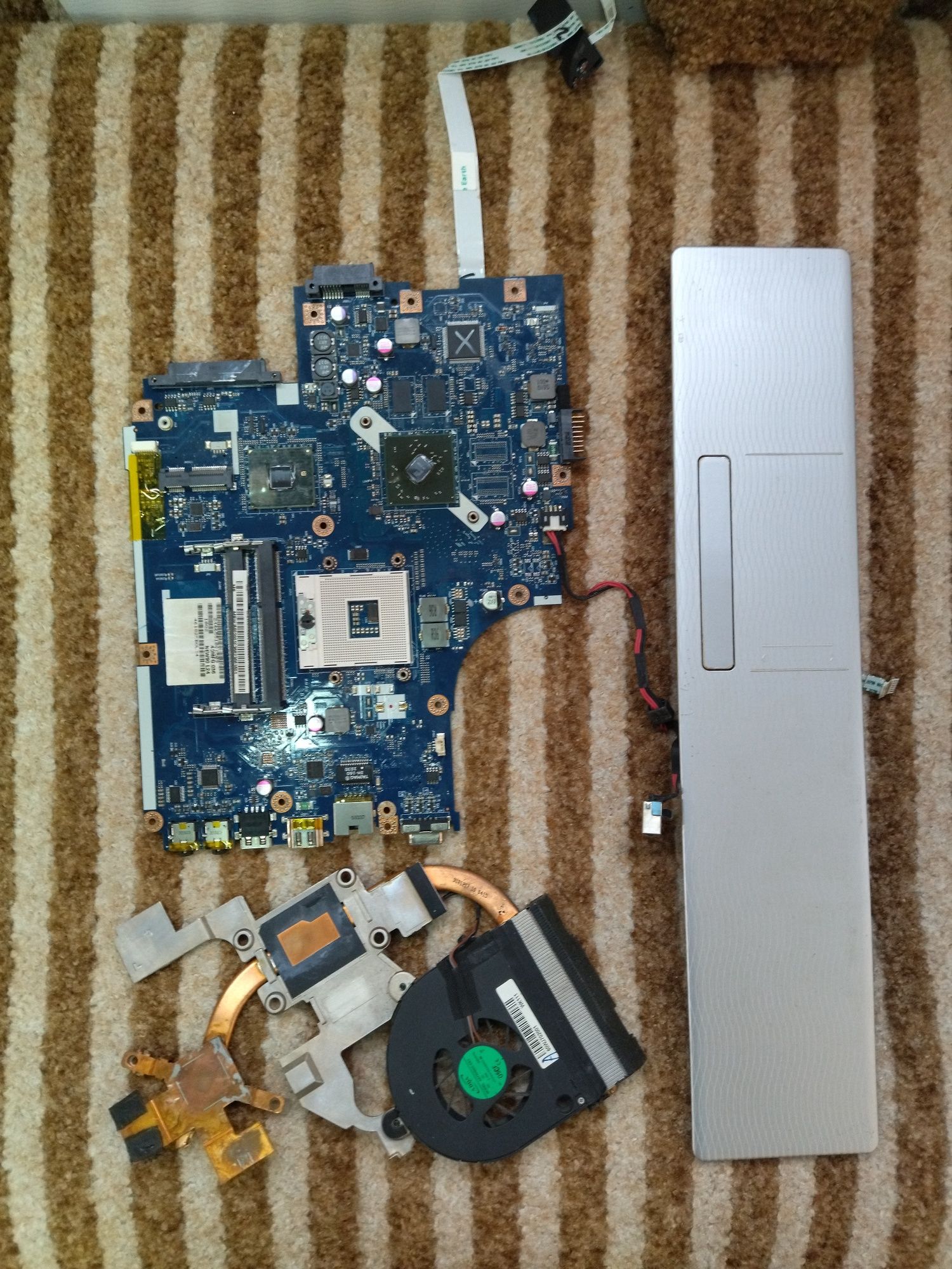 Packard bell NEW90 на запчасти
