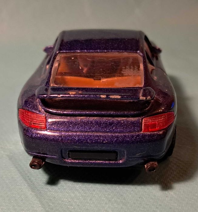 Autko, resorak Bburago -  Porsche 911 Carrera