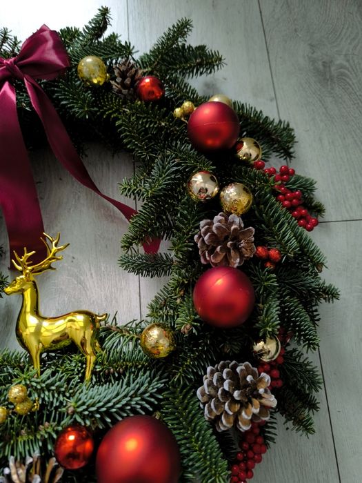 Wianek na drzwi jodła nobilis