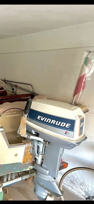 Лолочный мотор Evirude 20