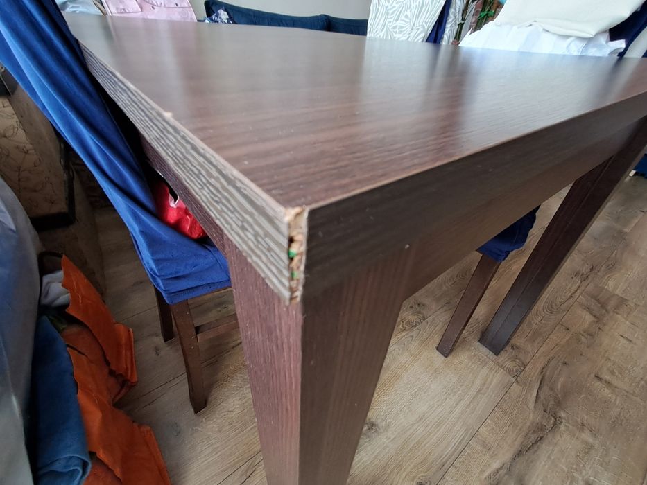 Stół i 6 krzeseł kolor wenge 120x80 rozkładany do 160