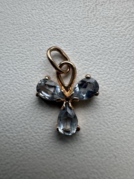 Кулон, подвеска золото, топазы