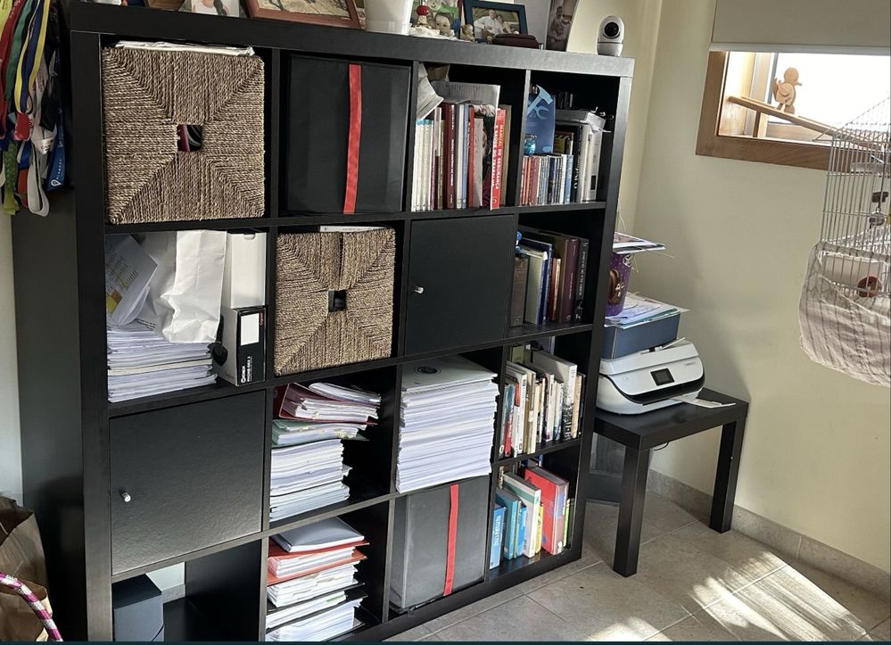 Mobiliário Ikea biblioteca