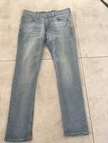 spodnie jeans.