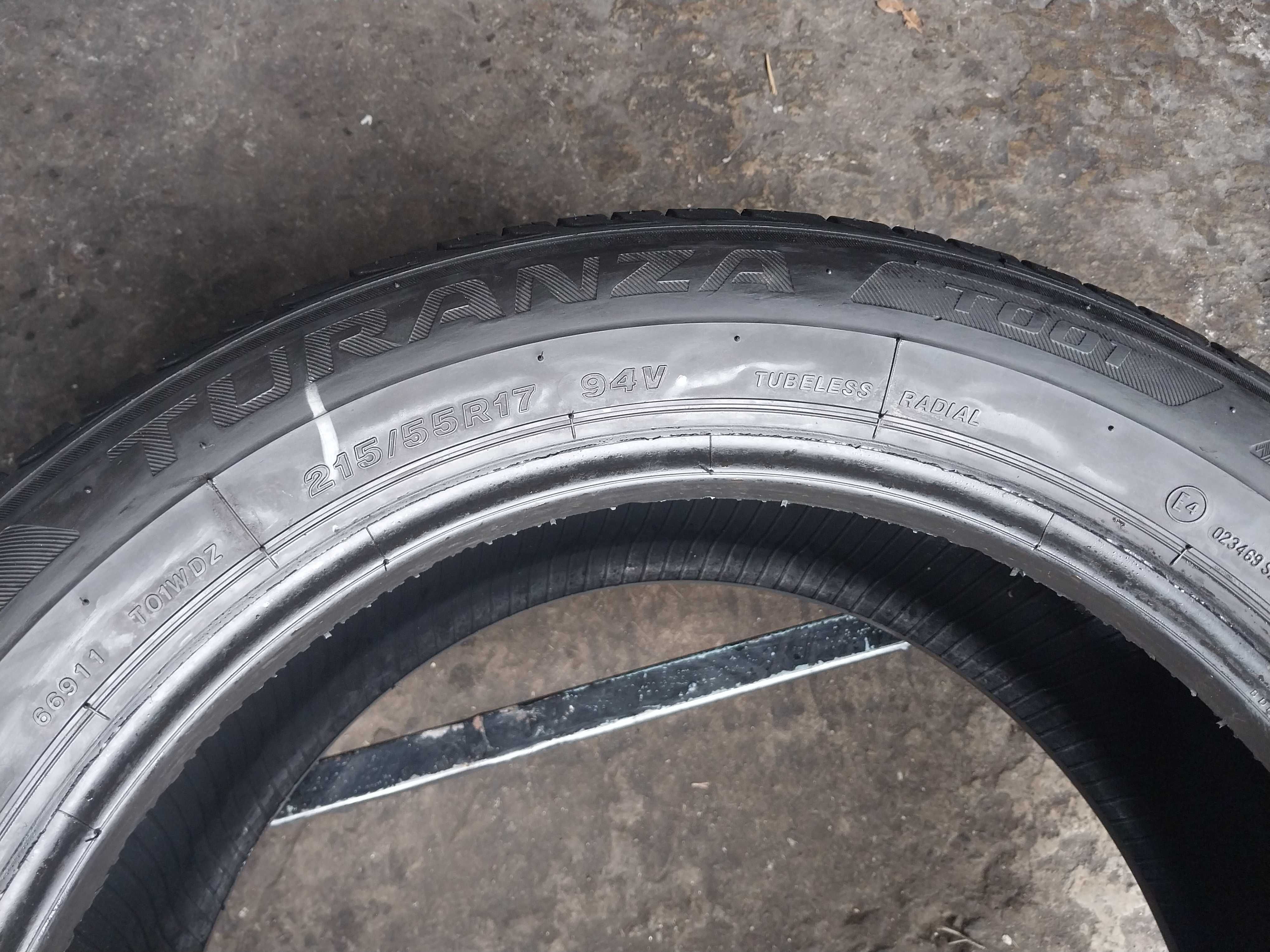 215 55 17 Bridgestone, літо. Ціна за 4 шт.. 6600.