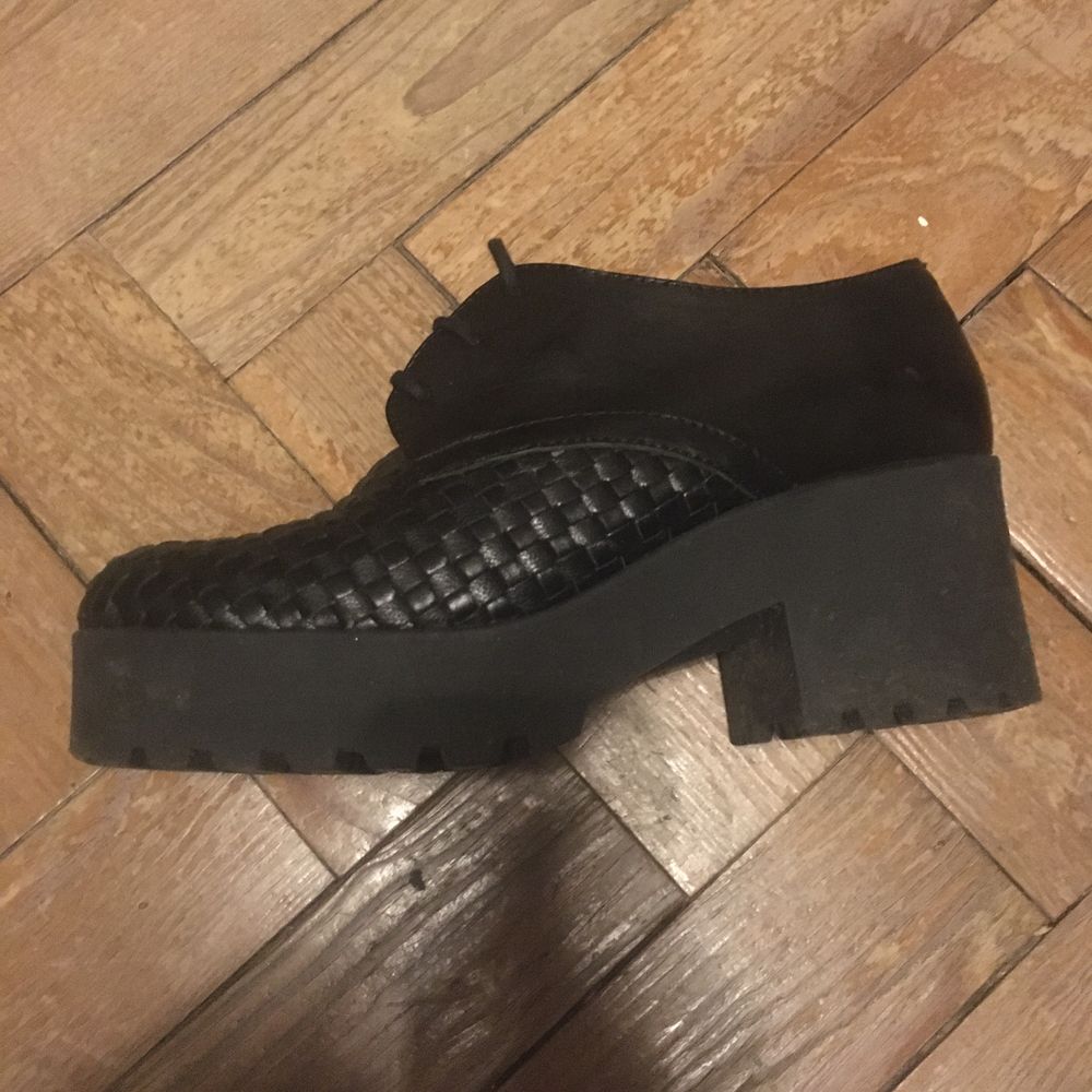 Sapatos de atacadores Dysfunctional