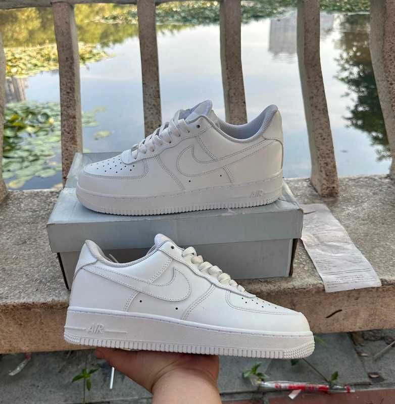 Biały^potężny^NikeAirForce1^UnisexTrampki Roz.44