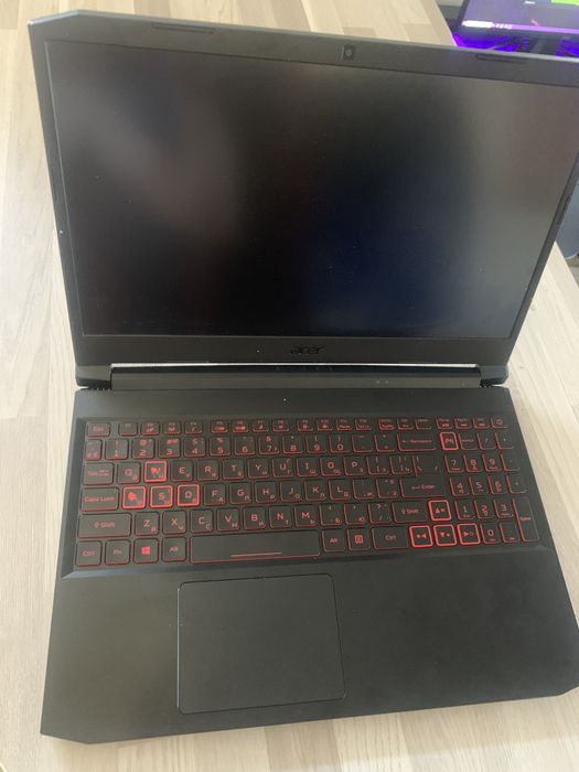 Продам игровой ноутбук